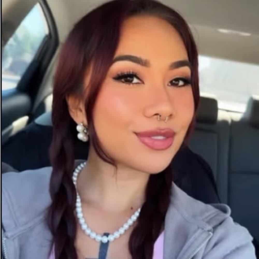 Meet your Posher, Pearl